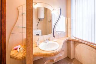 Апартаменты Arkadija-Rynok Square 30 Львов Апартаменты Делюкс-46